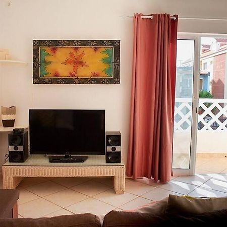 Apartmán Santana - T2 Confortavel A 300 M Da Praia De Santa Maria Exteriér fotografie